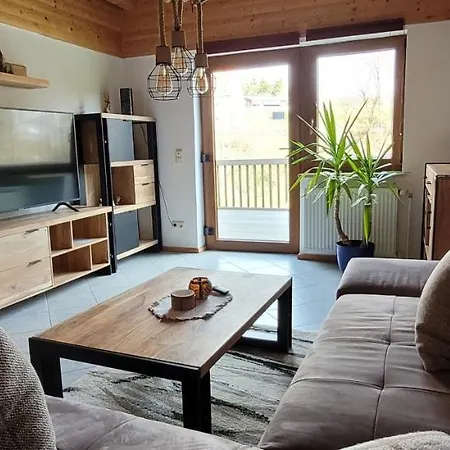 Betzemuehle 2 Bauernhof * Altenschlirf